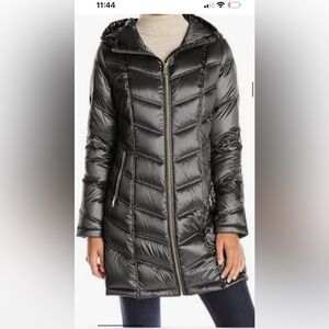 Andrew Marc duck down puffer coat,. Size S